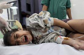 كلاب تنهش جثث الضحايا".. شهادات مرّوعة للأوضاع في مستشفيات غزة